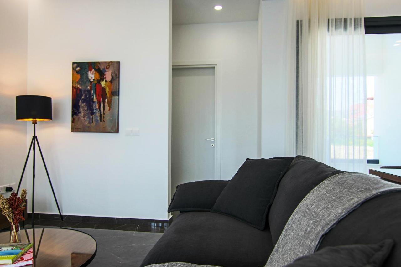 Phaedrus Living: City View Anna Residence 101 Limassol Exterior photo