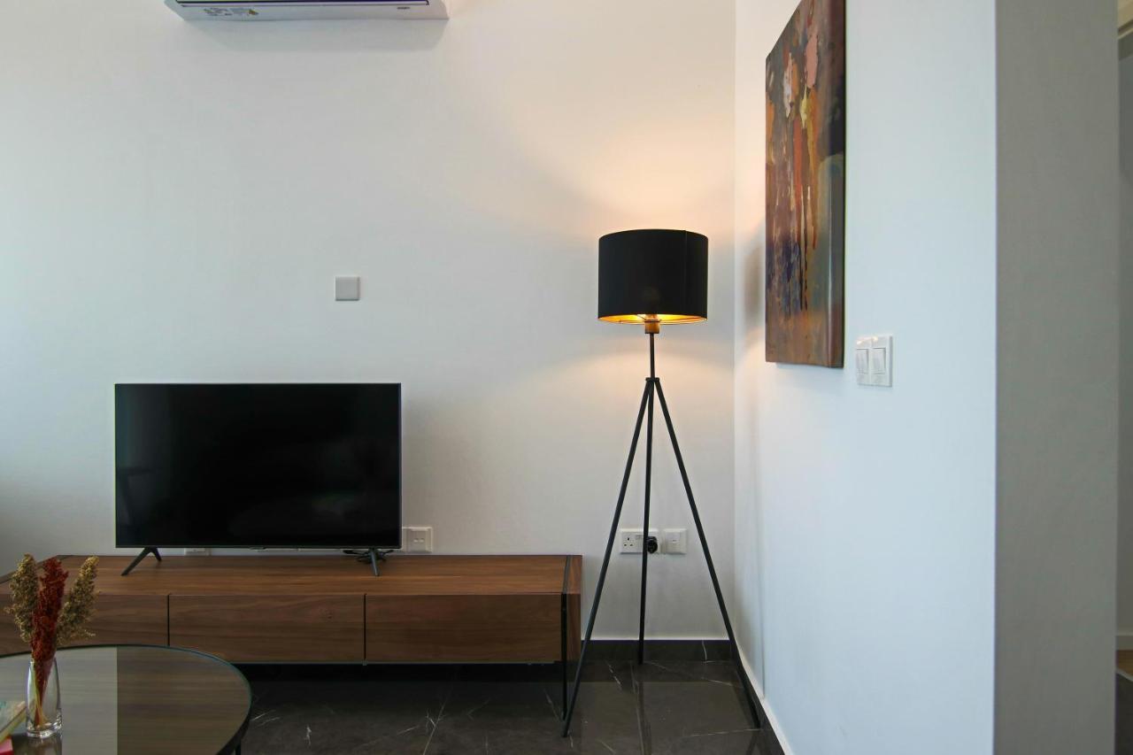 Phaedrus Living: City View Anna Residence 101 Limassol Exterior photo